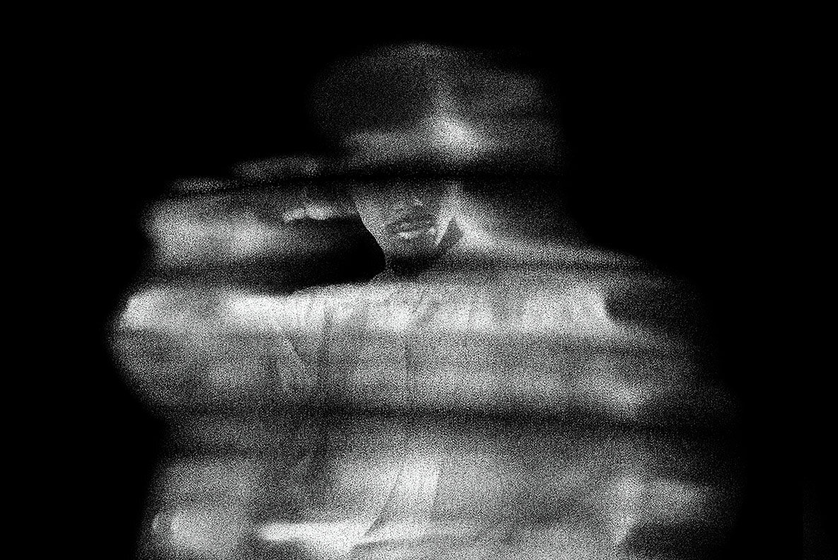 Sandstorm Distort Photo Effect 7