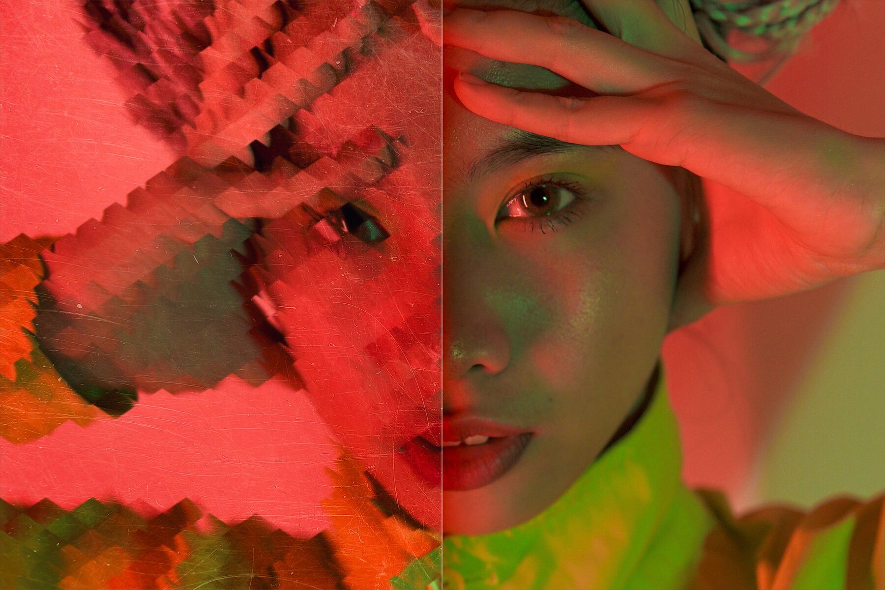 Patterned Glass Photo Effect 4