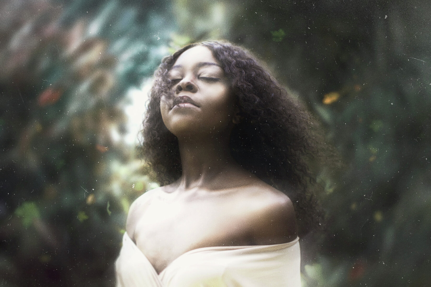 Blurry Glow Photo Effect 5