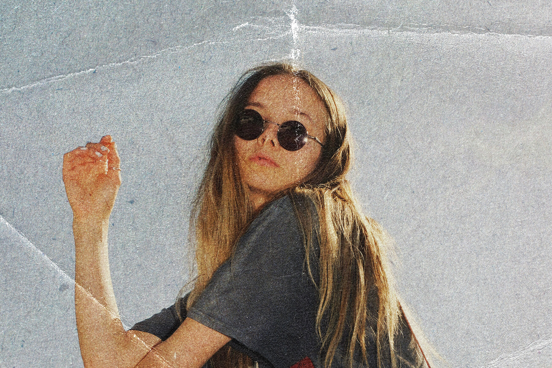 Vintage Folded Paper Photo Effect 7