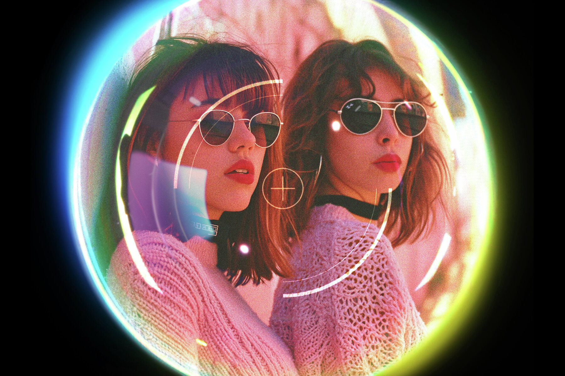 Shiny Fish Eye Photo Effect 6