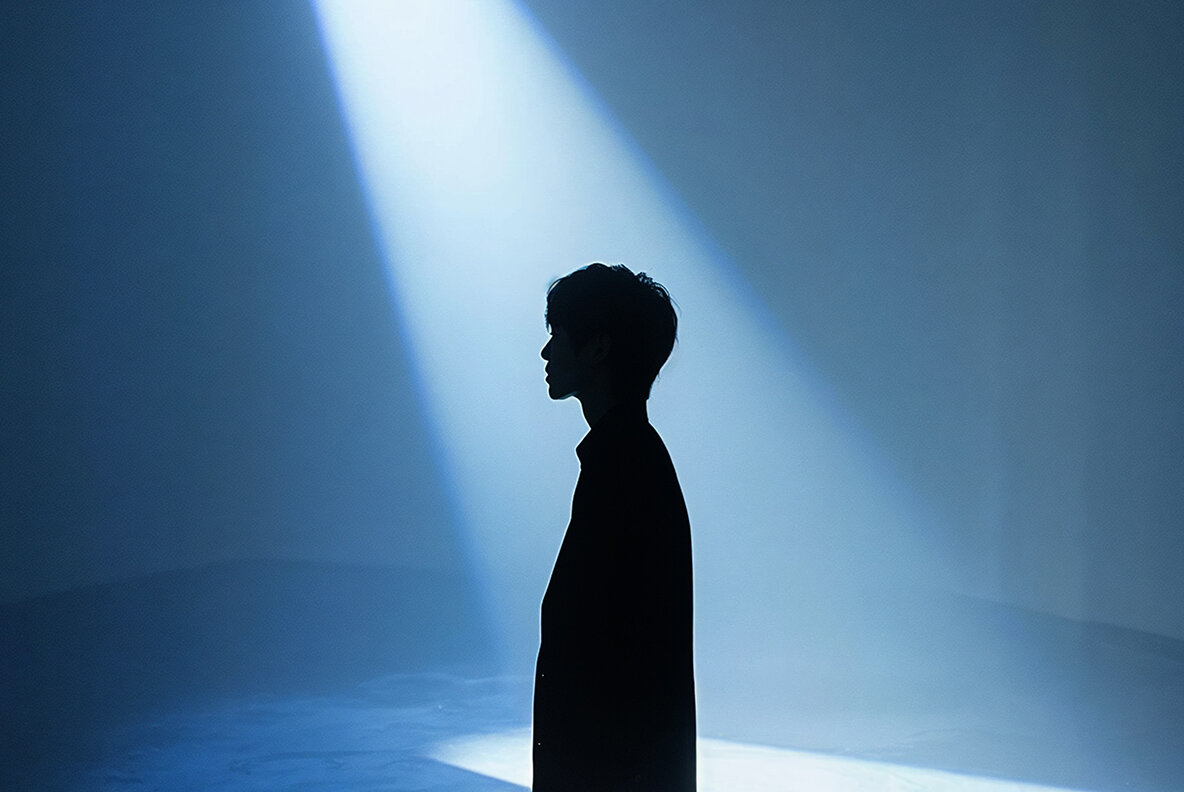 Backlight silhouettes 10