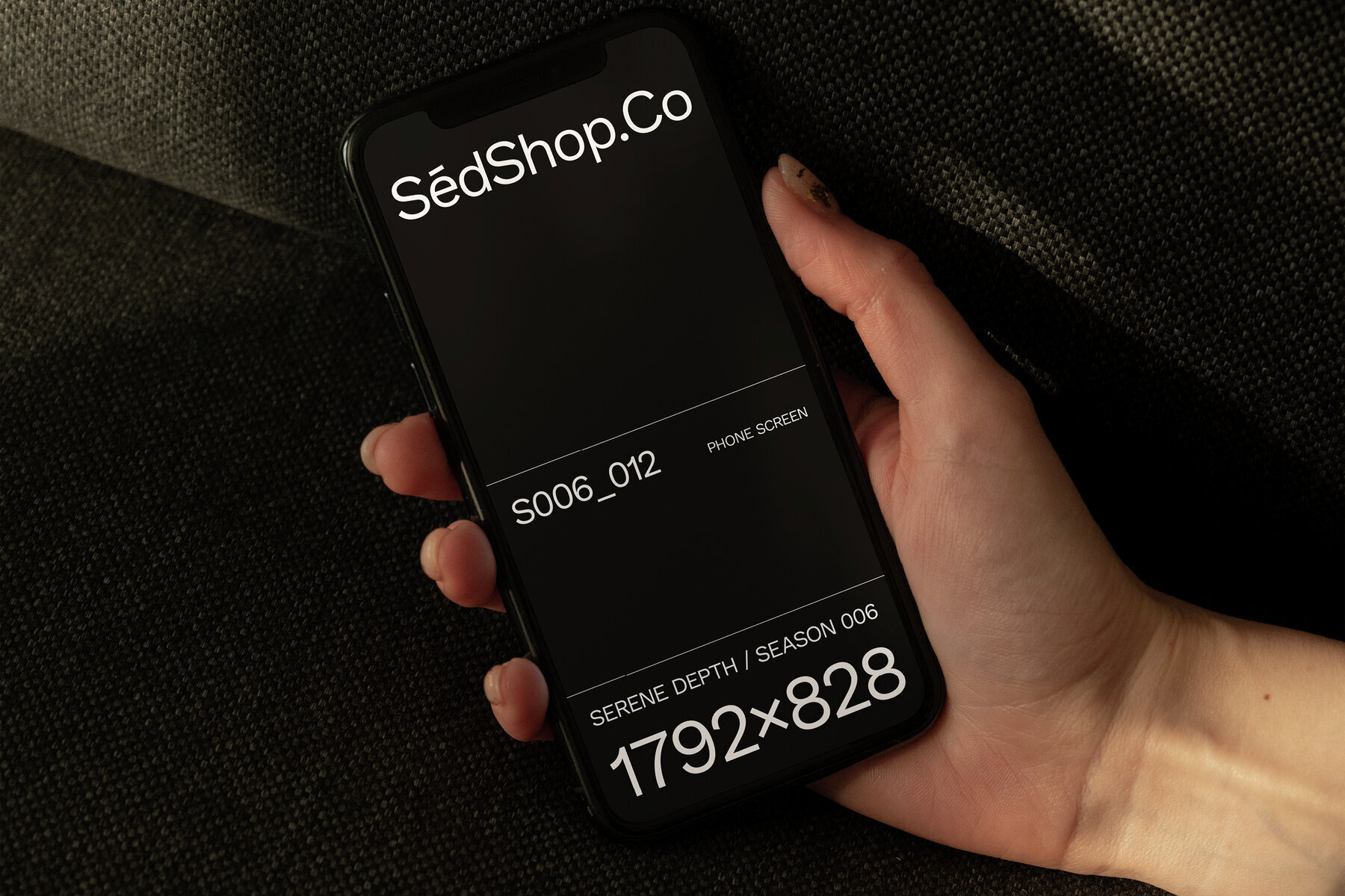 iPhone Mockup S006 012 3