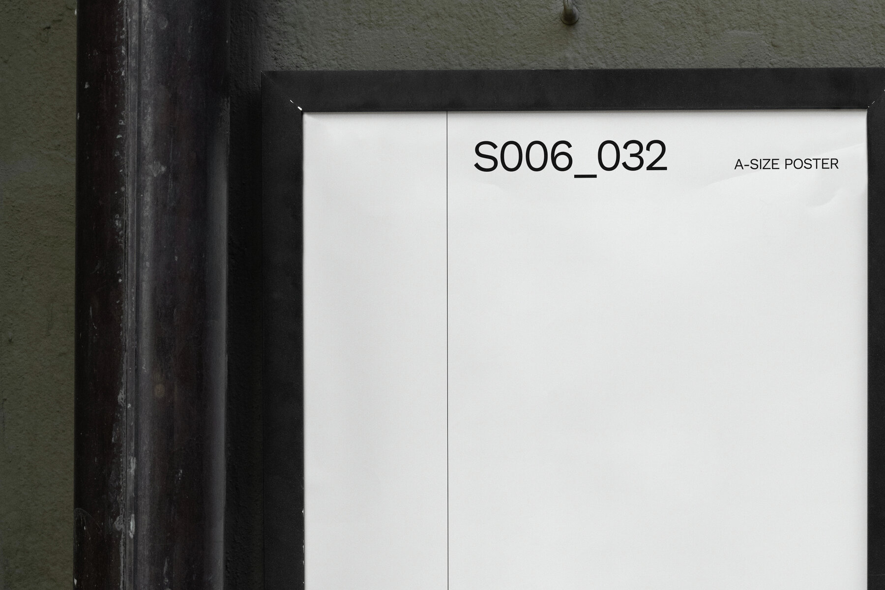 A2 Print Mockup S006 032 4