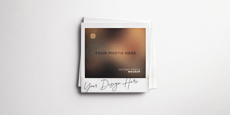 Instant Pictures Mockup Pile