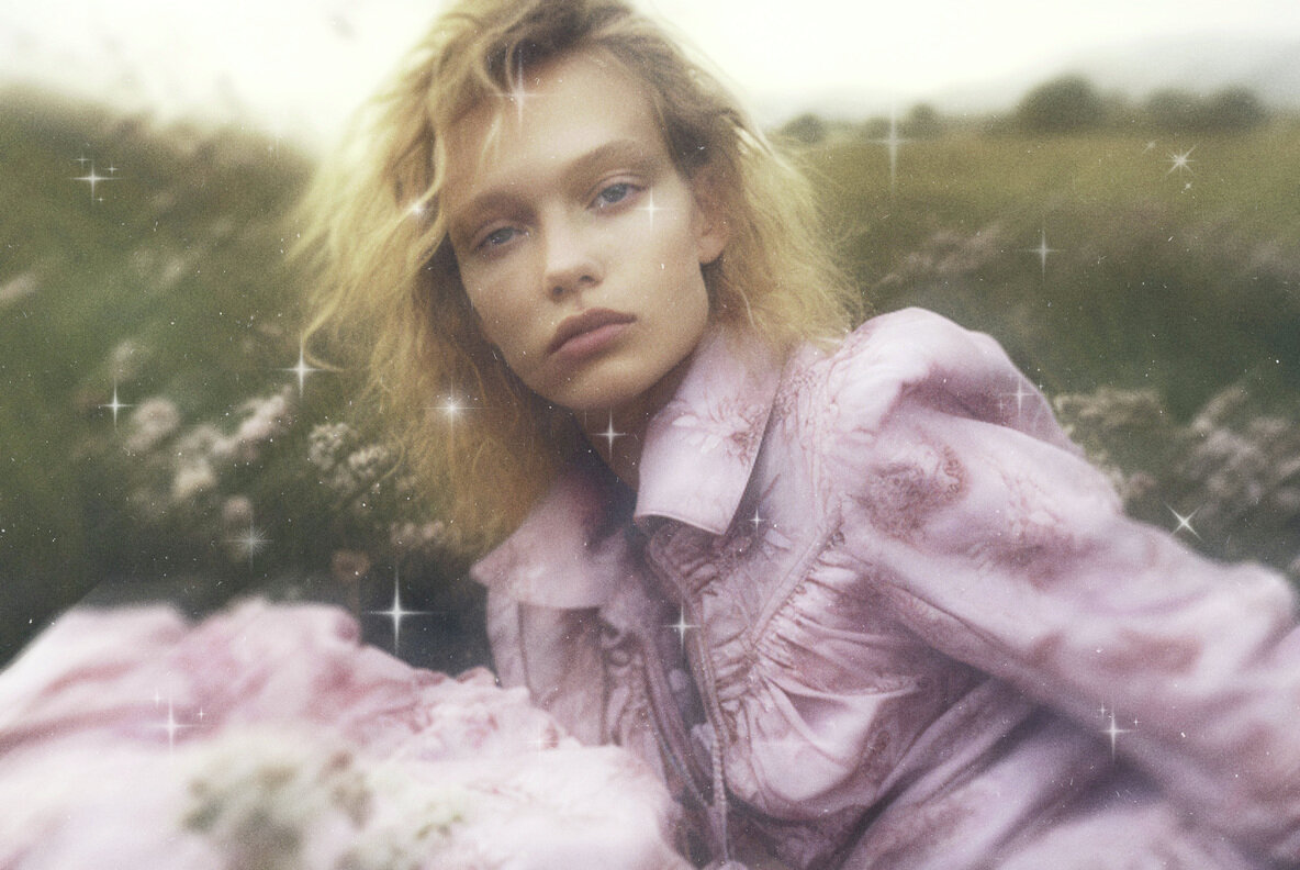 Dreamy Sparkle Photo Effect 8