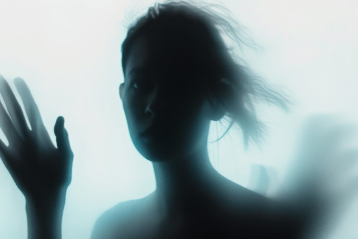 Blurred silhouettes 4