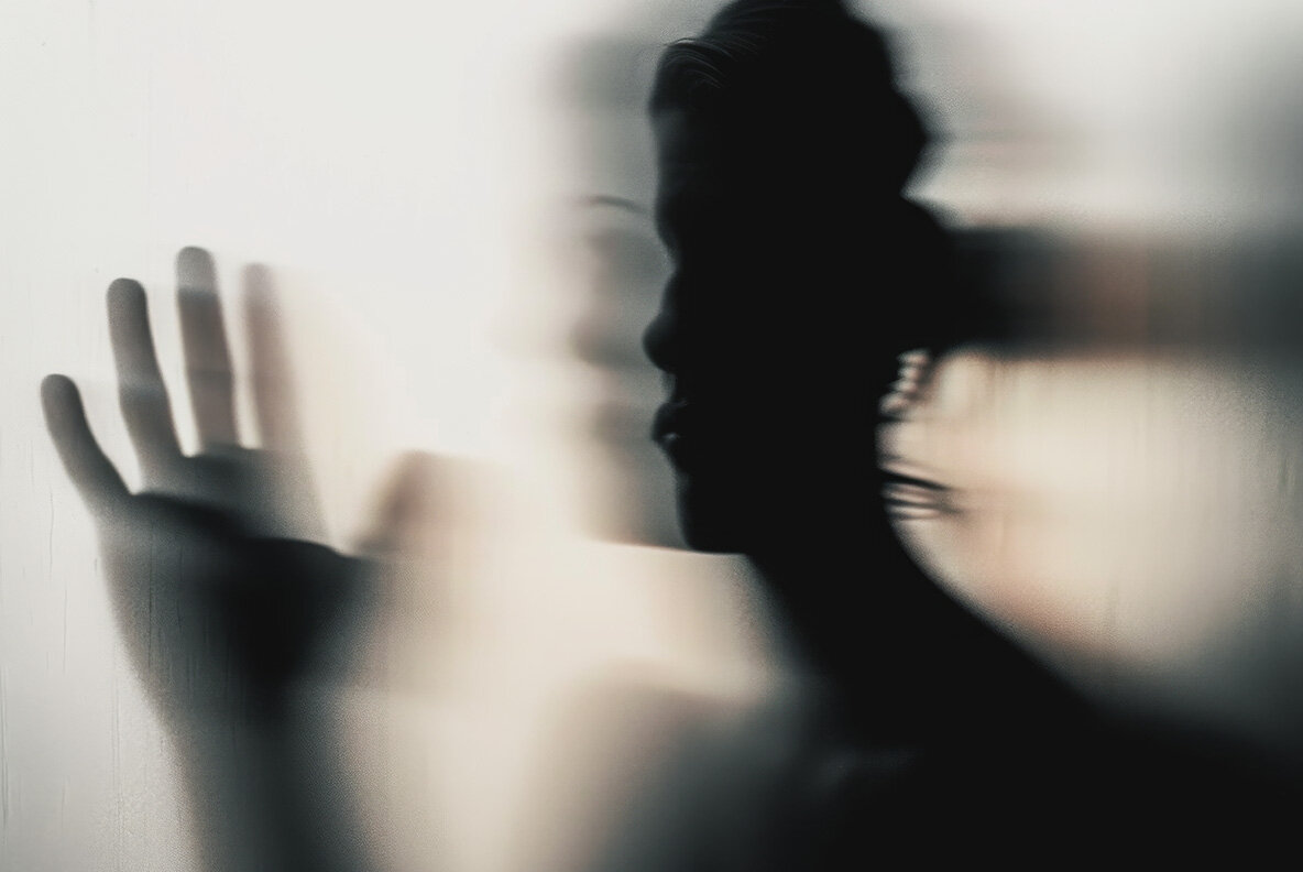 Blurred silhouettes 5