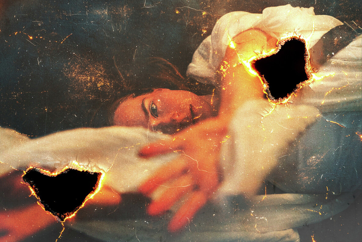 Nostalgia Burn Paper Photo Effect 4