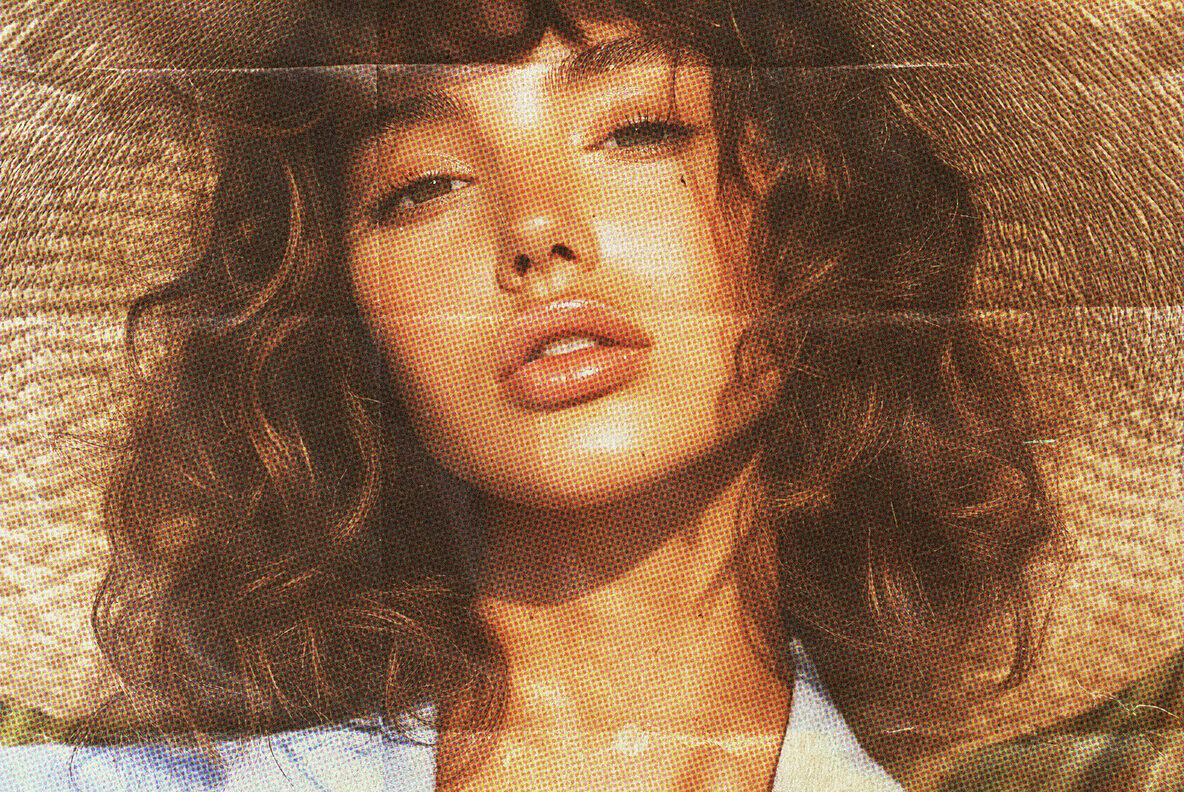 Halftone Crumpled Paper Photo Effect 5