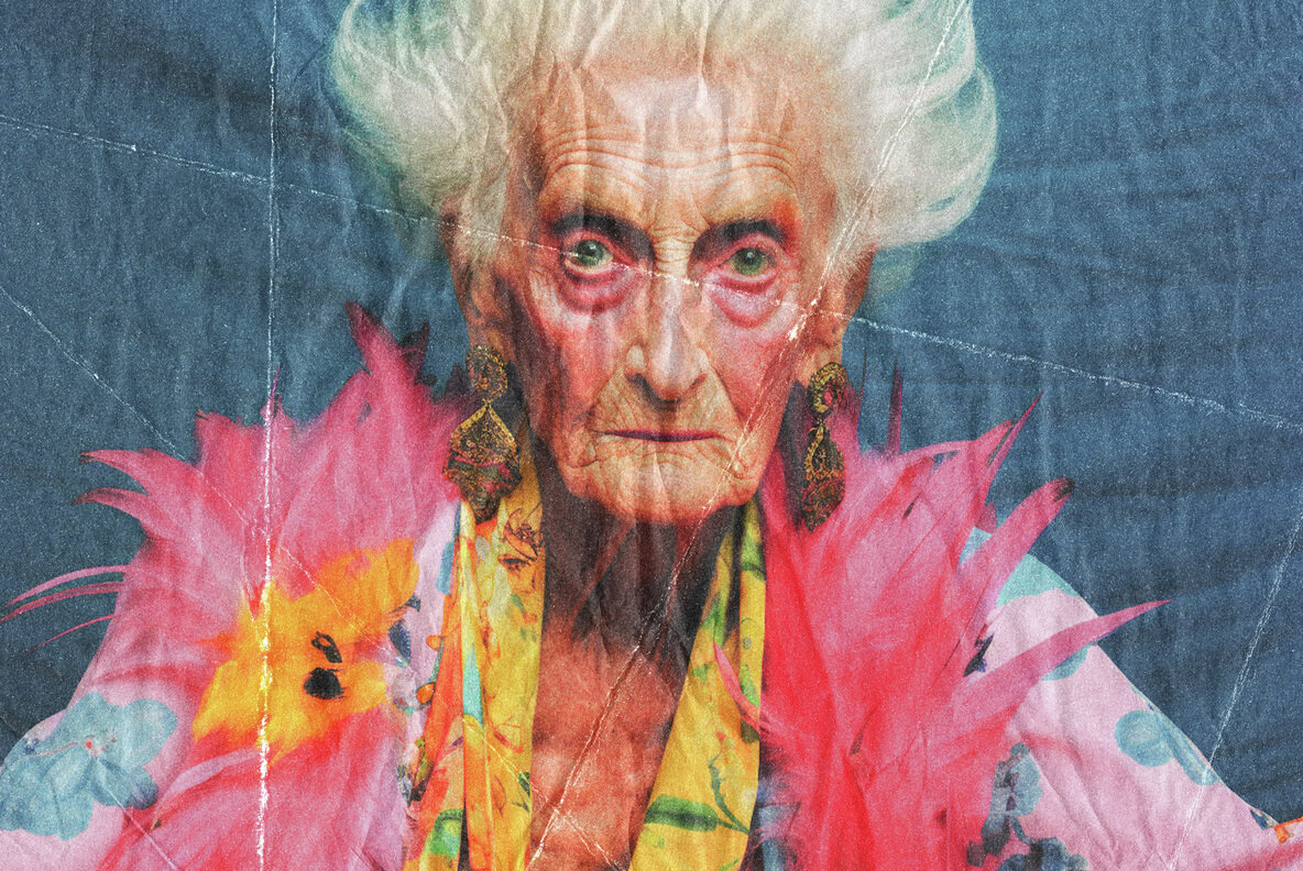 Vintage Crumpling Paper Photo Effect 7