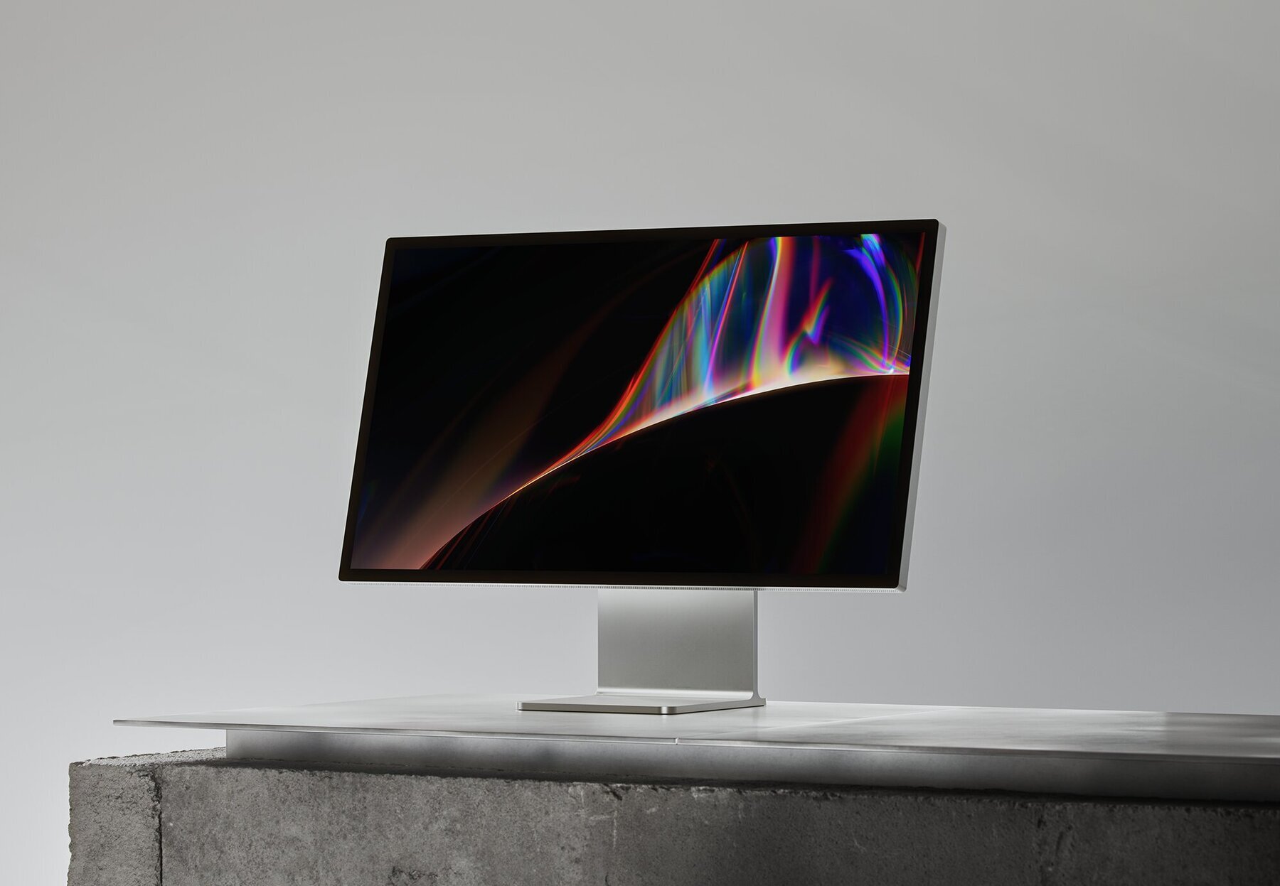 Apple Studio Display   7 1