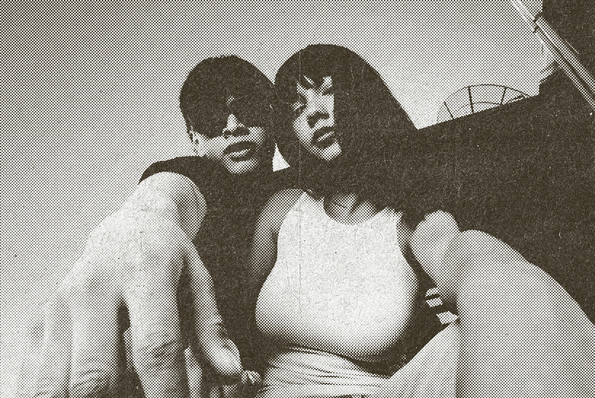 Retro Postcard Halftone Photo Effect 5