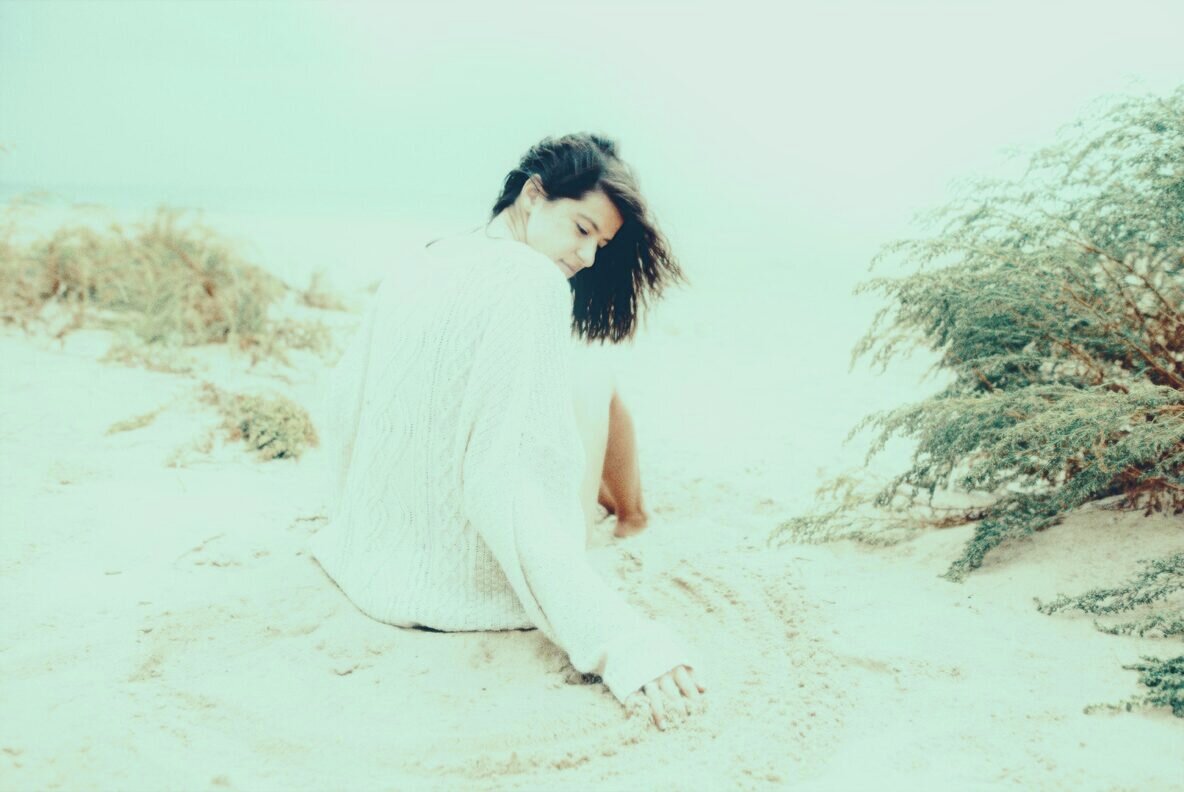 Soft Cinema Glow Photo Effect 7