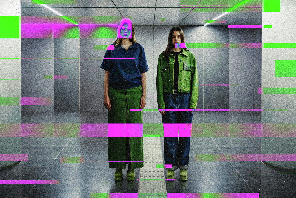 Inversion Glitch Photo Effect 3