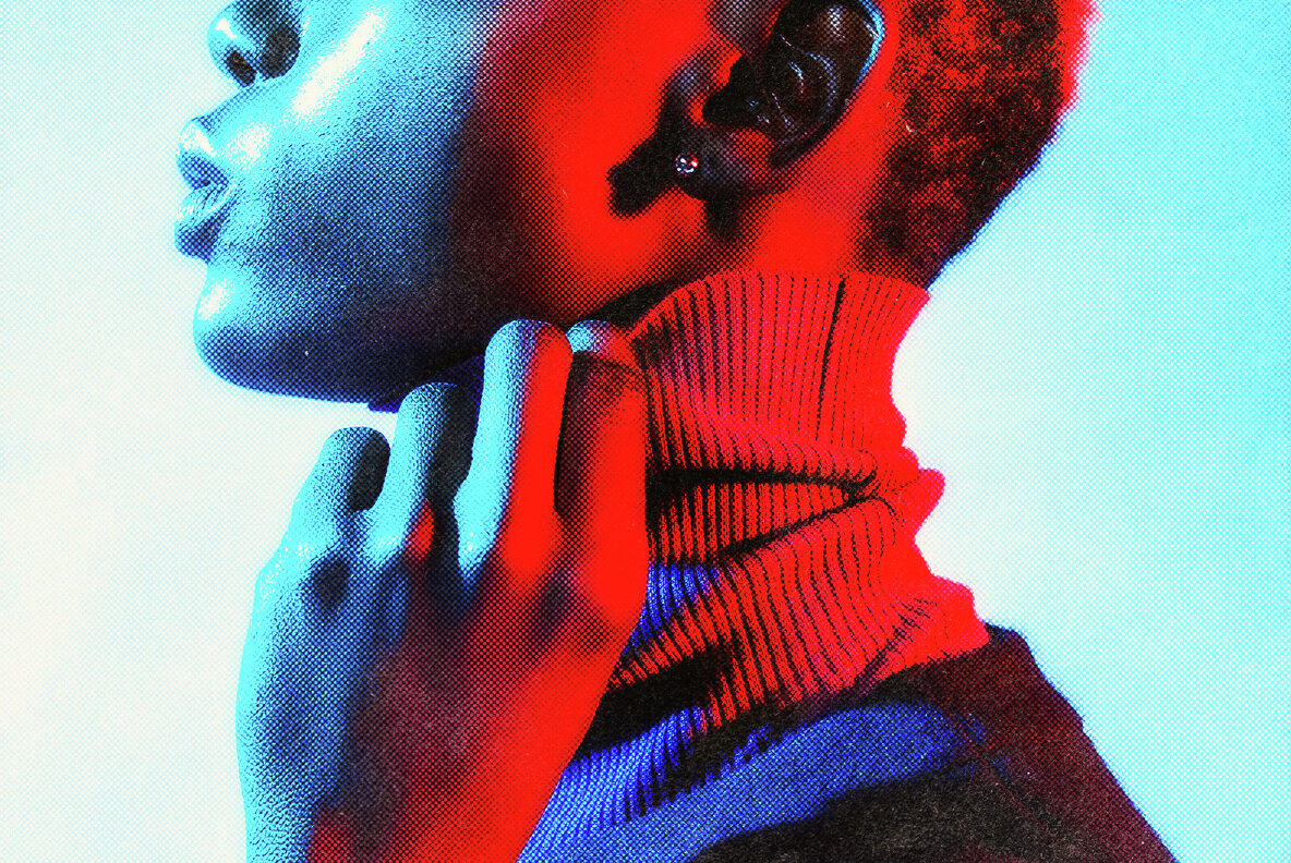 Dreamy Glow Halftone Print Effect 5