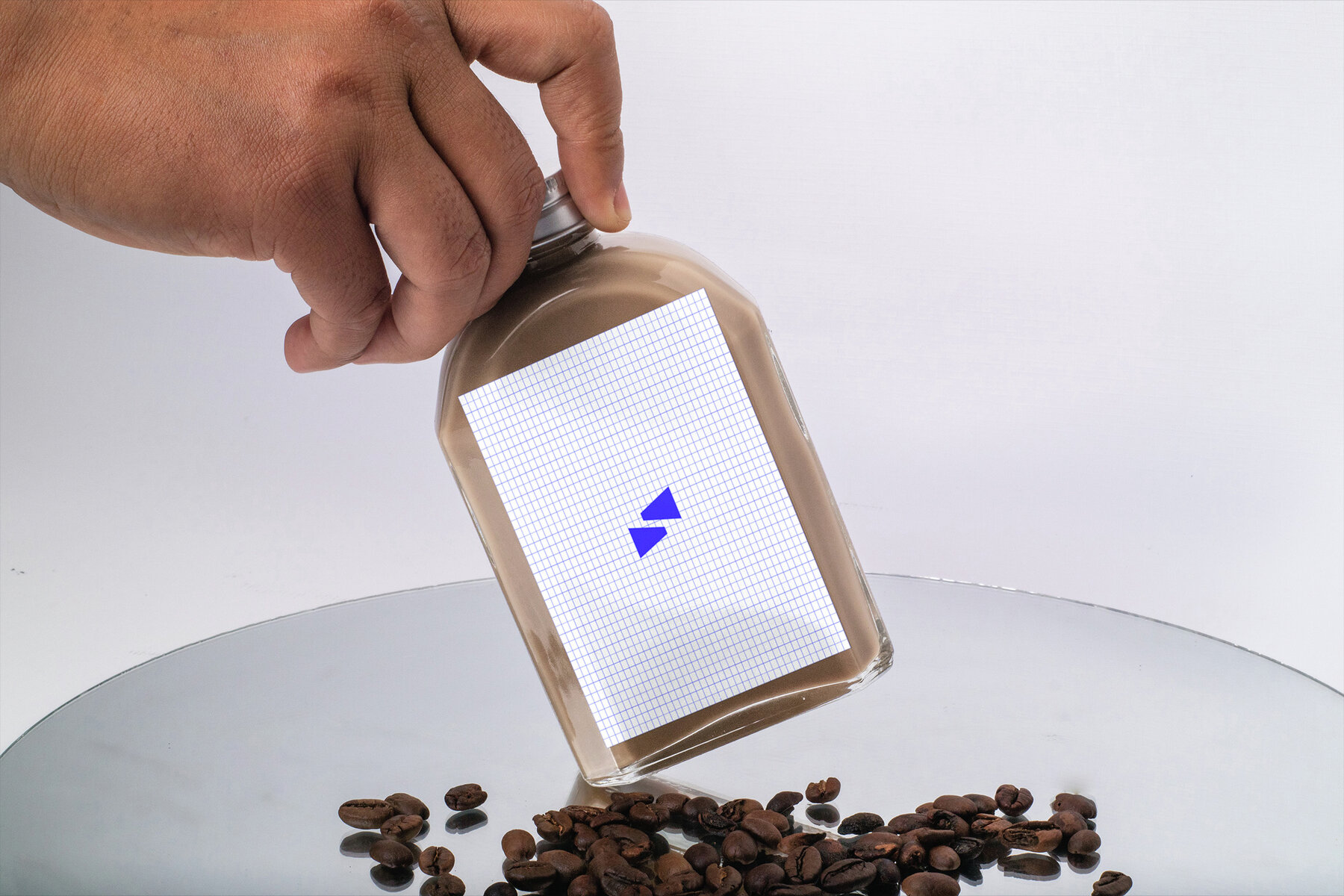 2 Realistic Scene Cold Brew Bottle Mockup   VOL 1 4