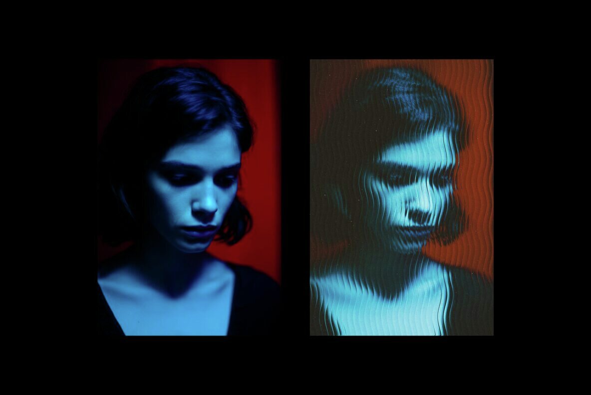 Wavy Ribbed Glass Photo Effect 4