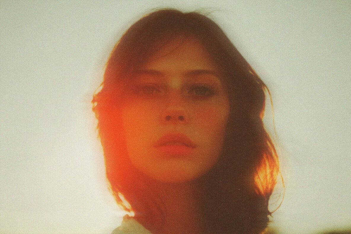 Soft Grain Photo Template 3