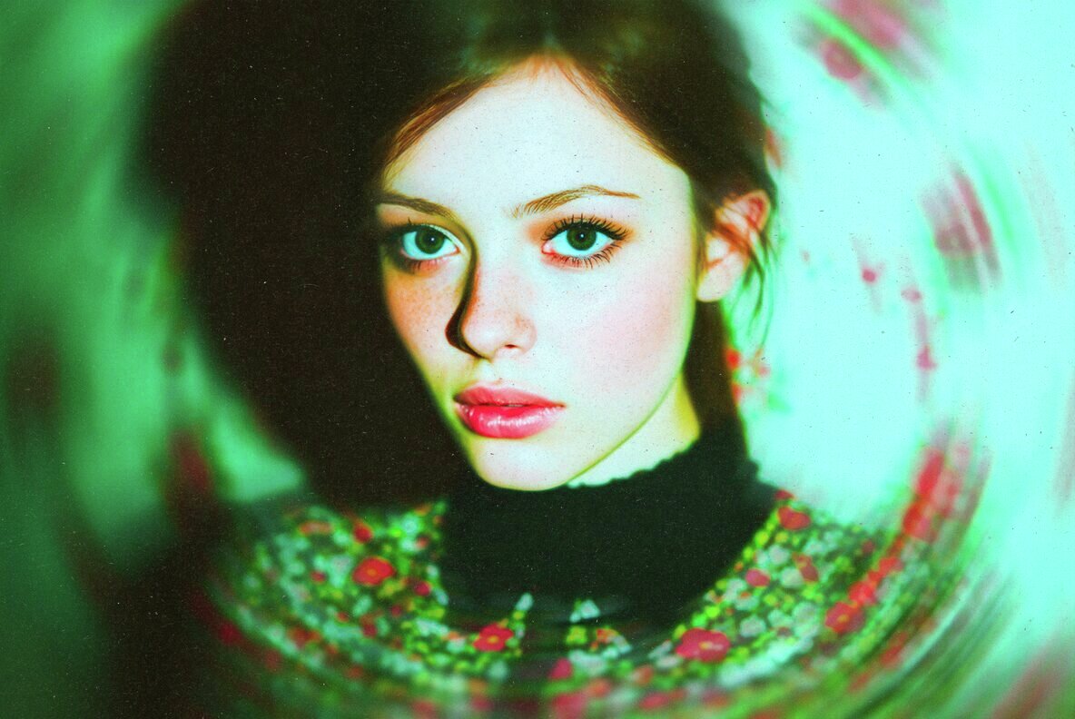 Vibrant Spinning Photo Template 6