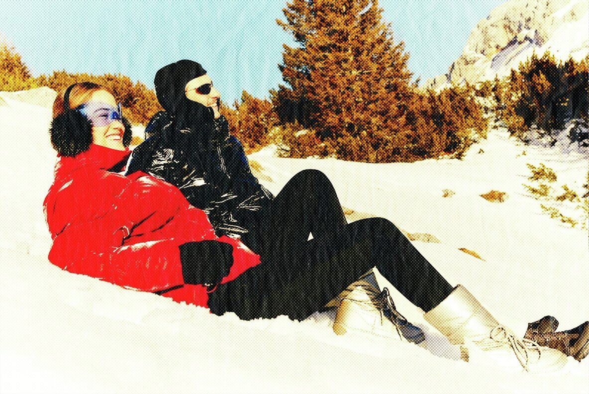 Vintage Halftone Paper Photo Template 3