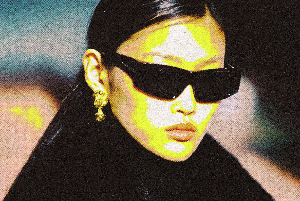 Retro Postcard Photo Effect 3