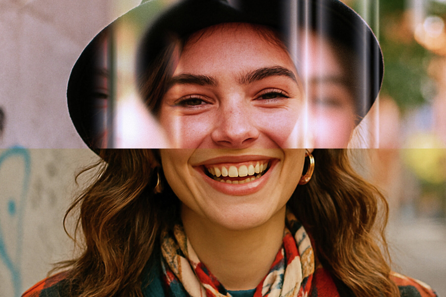 Reflected Image Effect Mockup 7