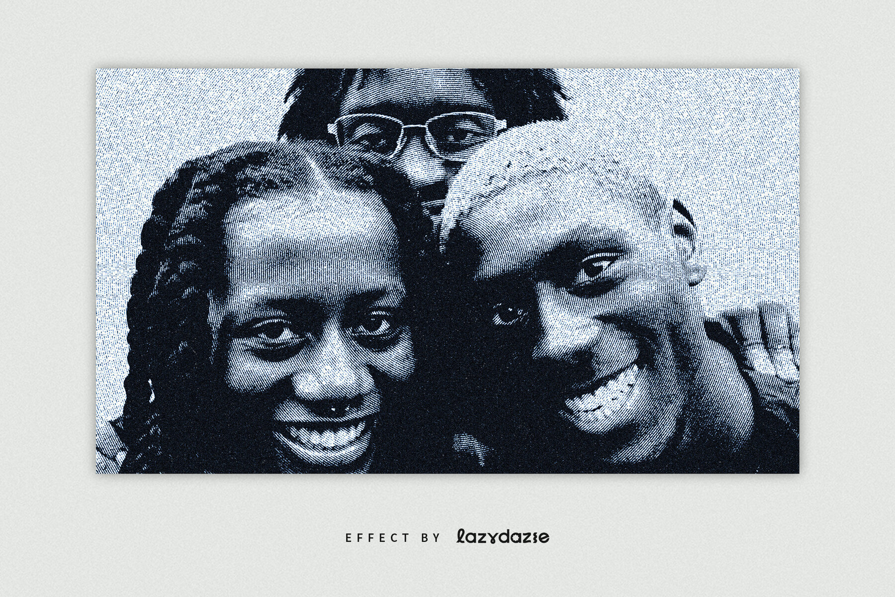 Circular Halftone Image Effect Mockup 3