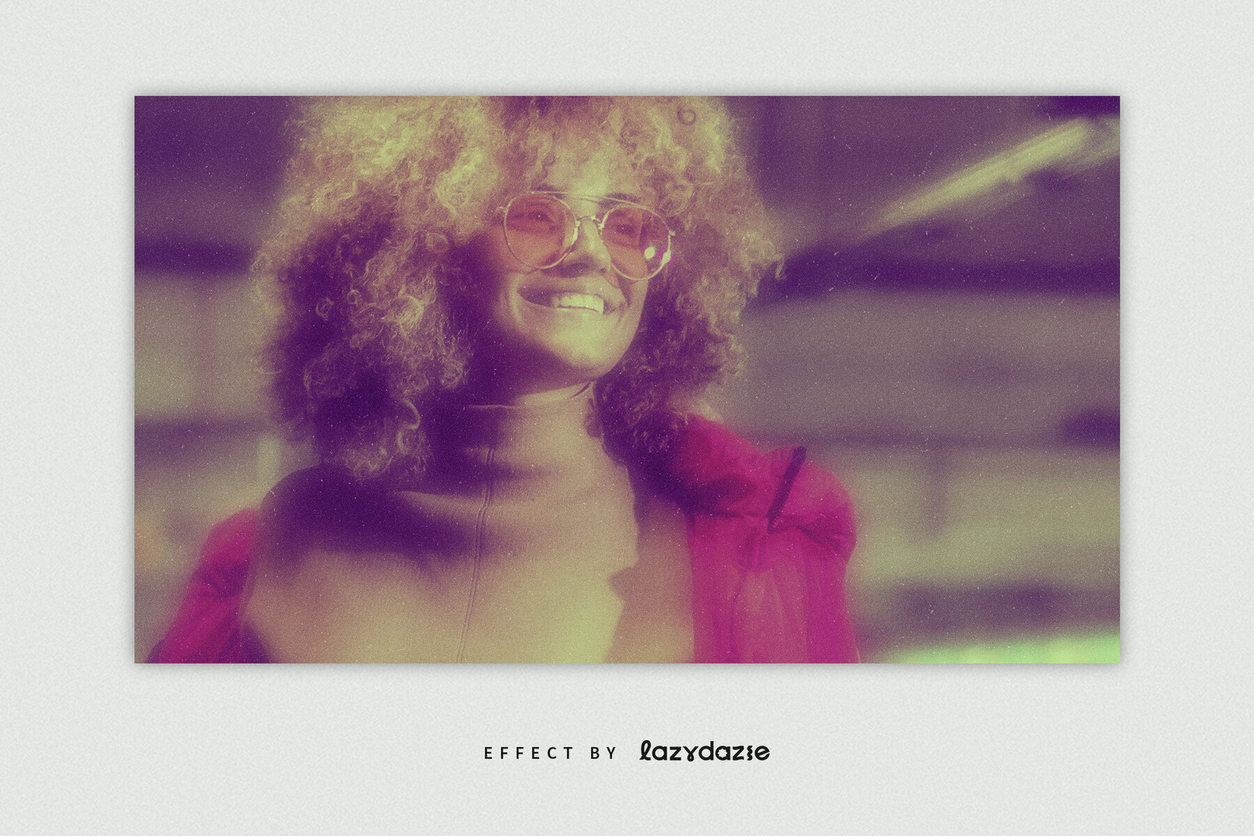 Vintage Camera Image Effect Mockup 3