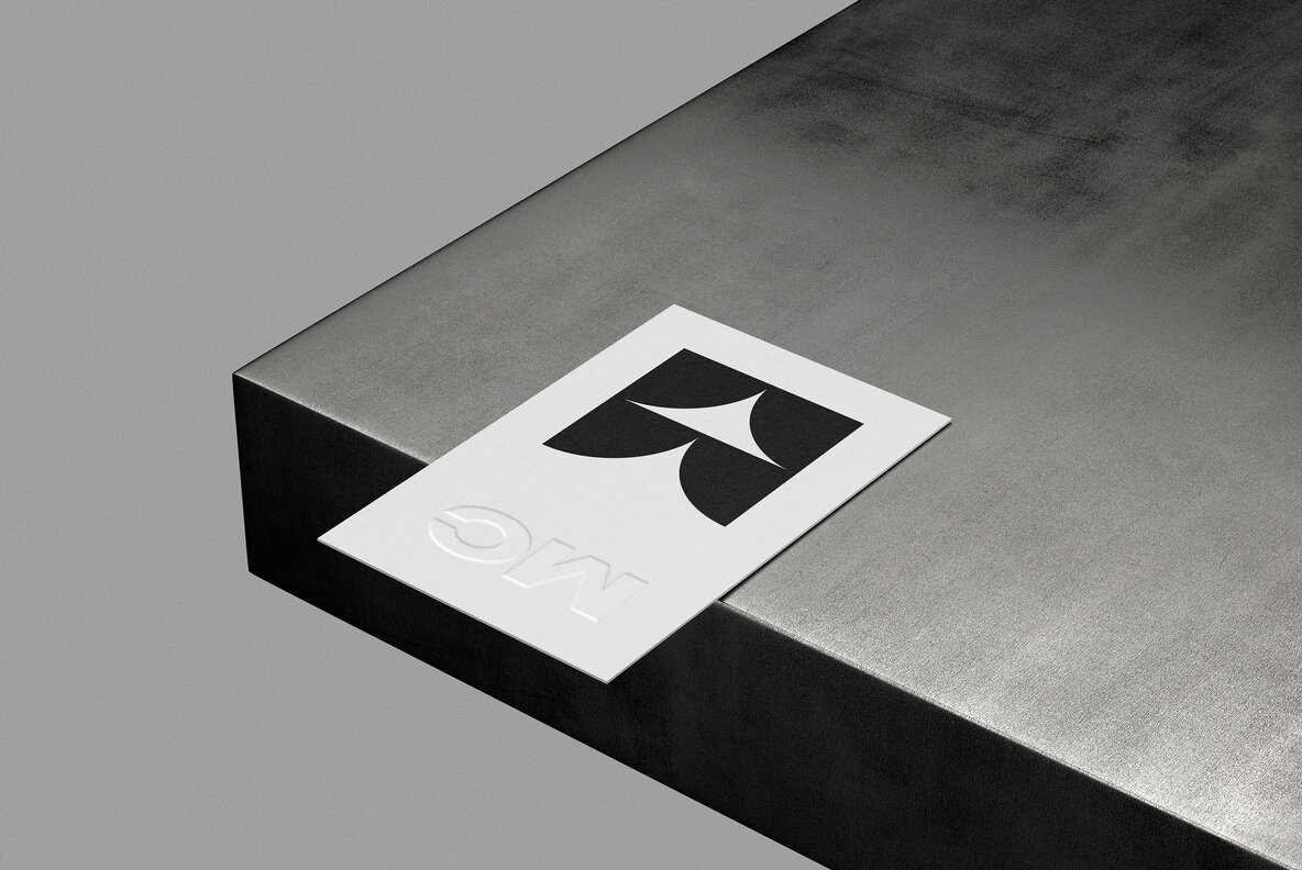 85x55mm Business Card Mockup 4