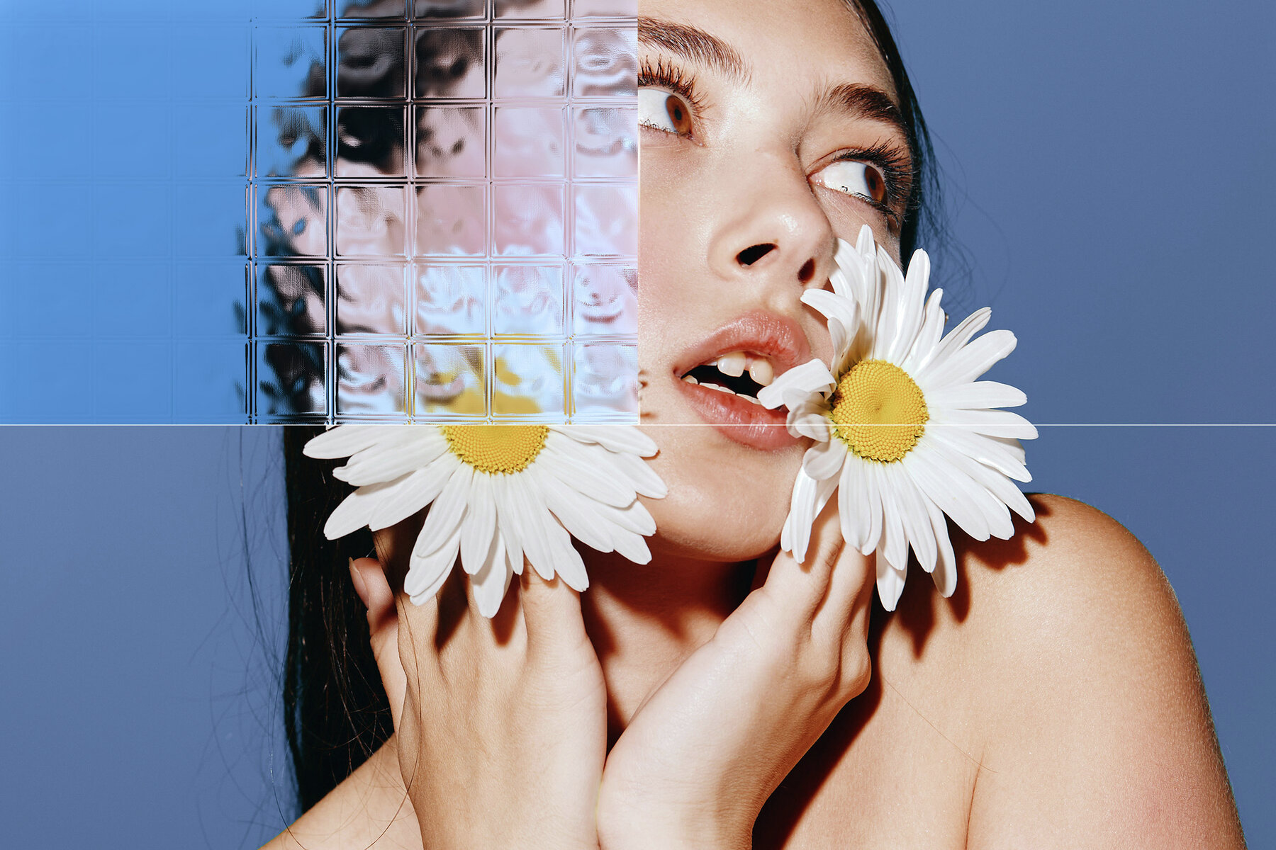 Glass Blocks Texture Image Effect Mockup 7