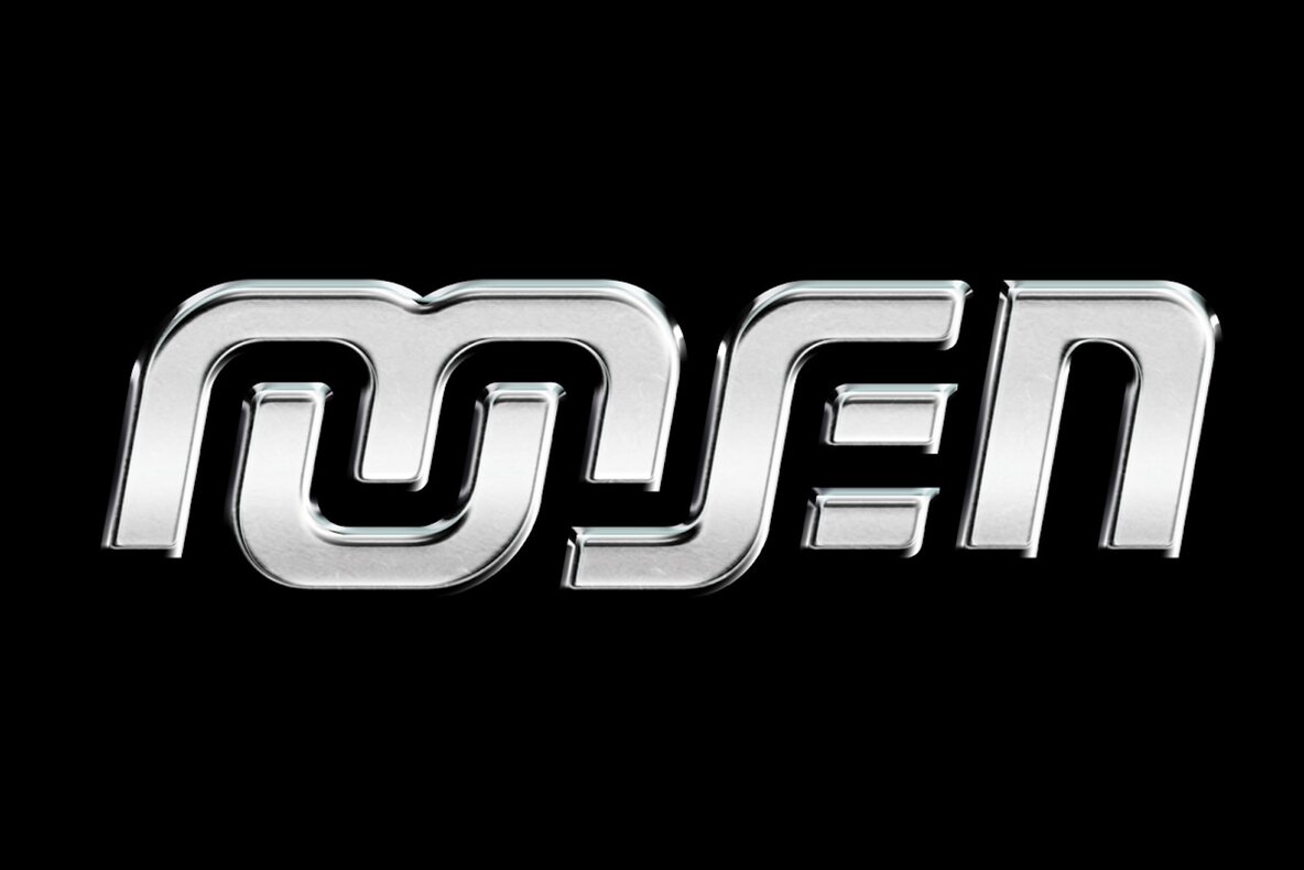 Chrome Metal Photoshop Effects 13