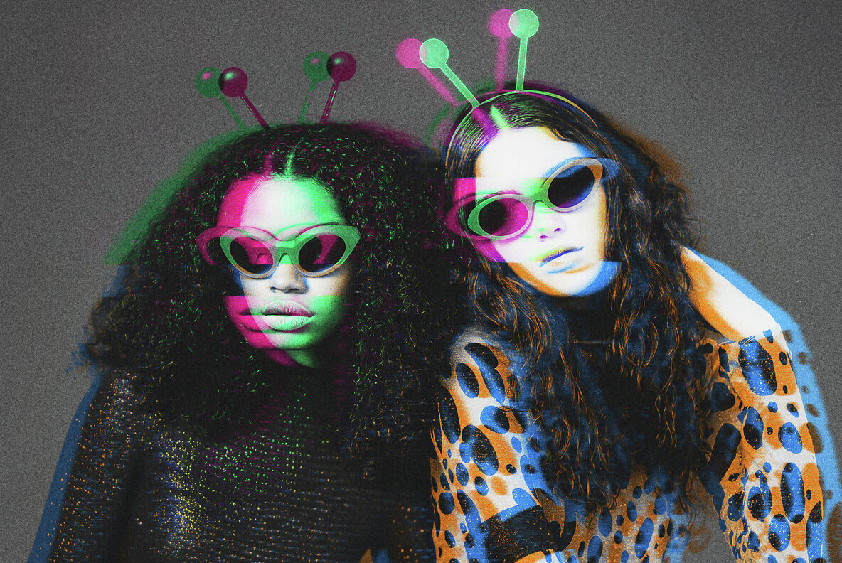 Glitch Distort Photo Effect 3