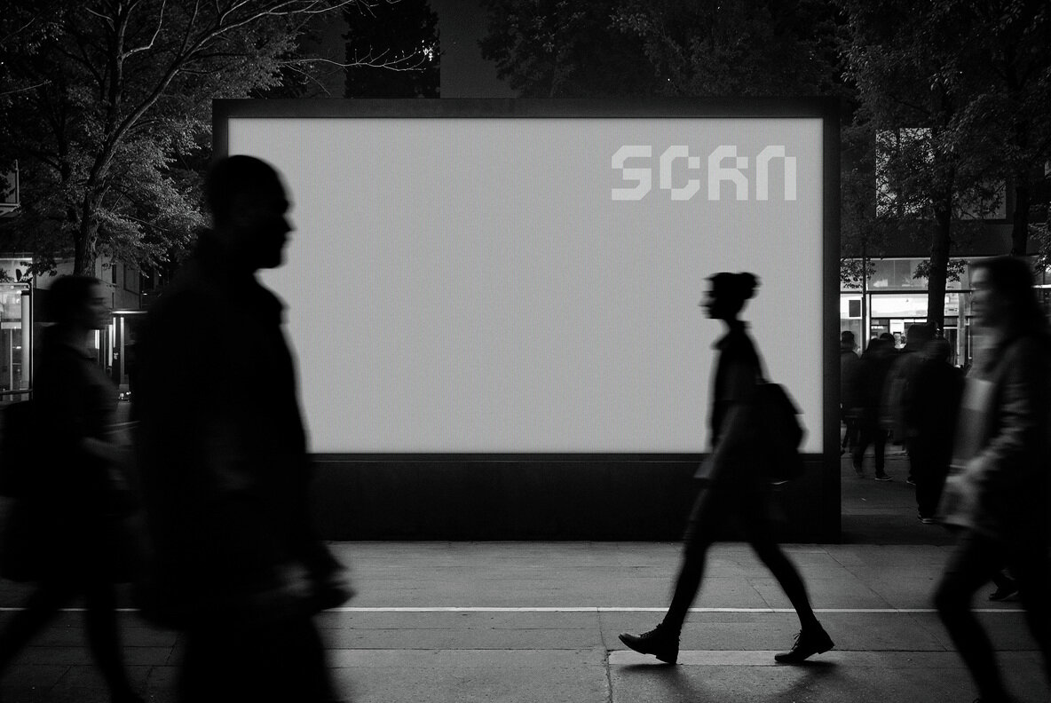 Outdoor Screen Mockup 4