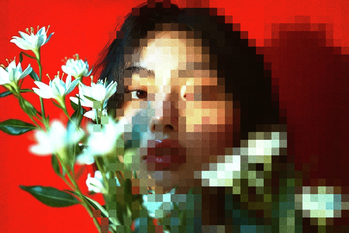 Pixels Overlay Photo Effect 2