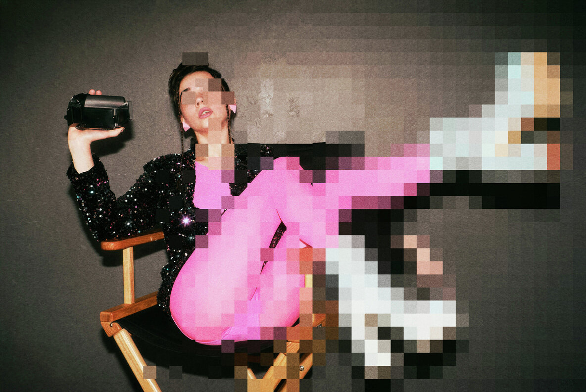 Pixels Overlay Photo Effect 4