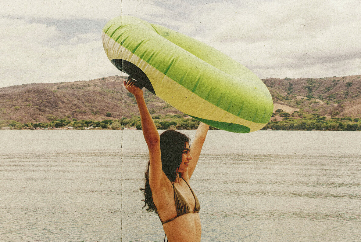 Retro Paper Photo Effect 5