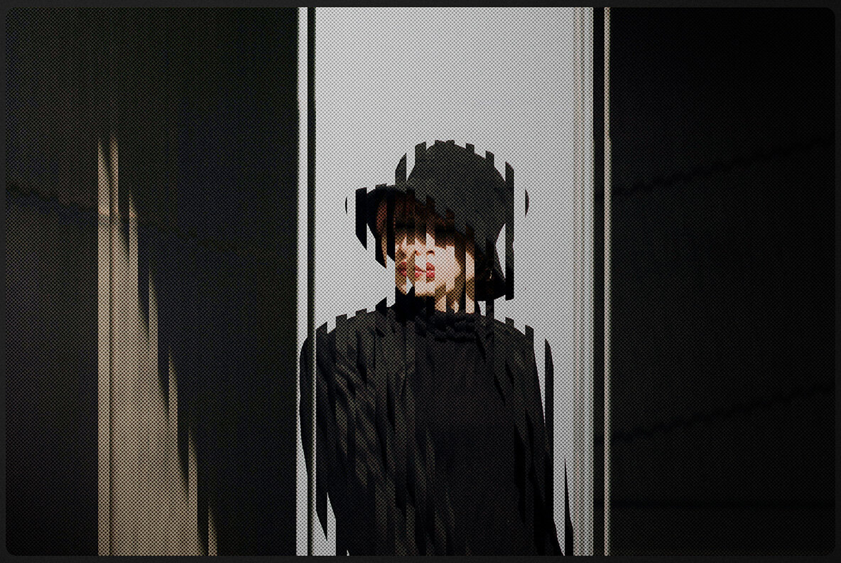 Optical Illusion Portrait Effect 4