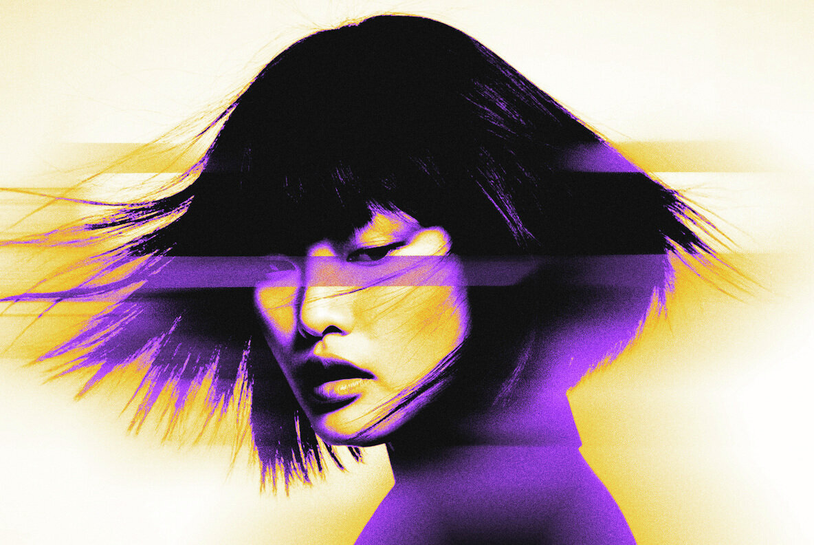 Glitch Blurred Photo Effect 3