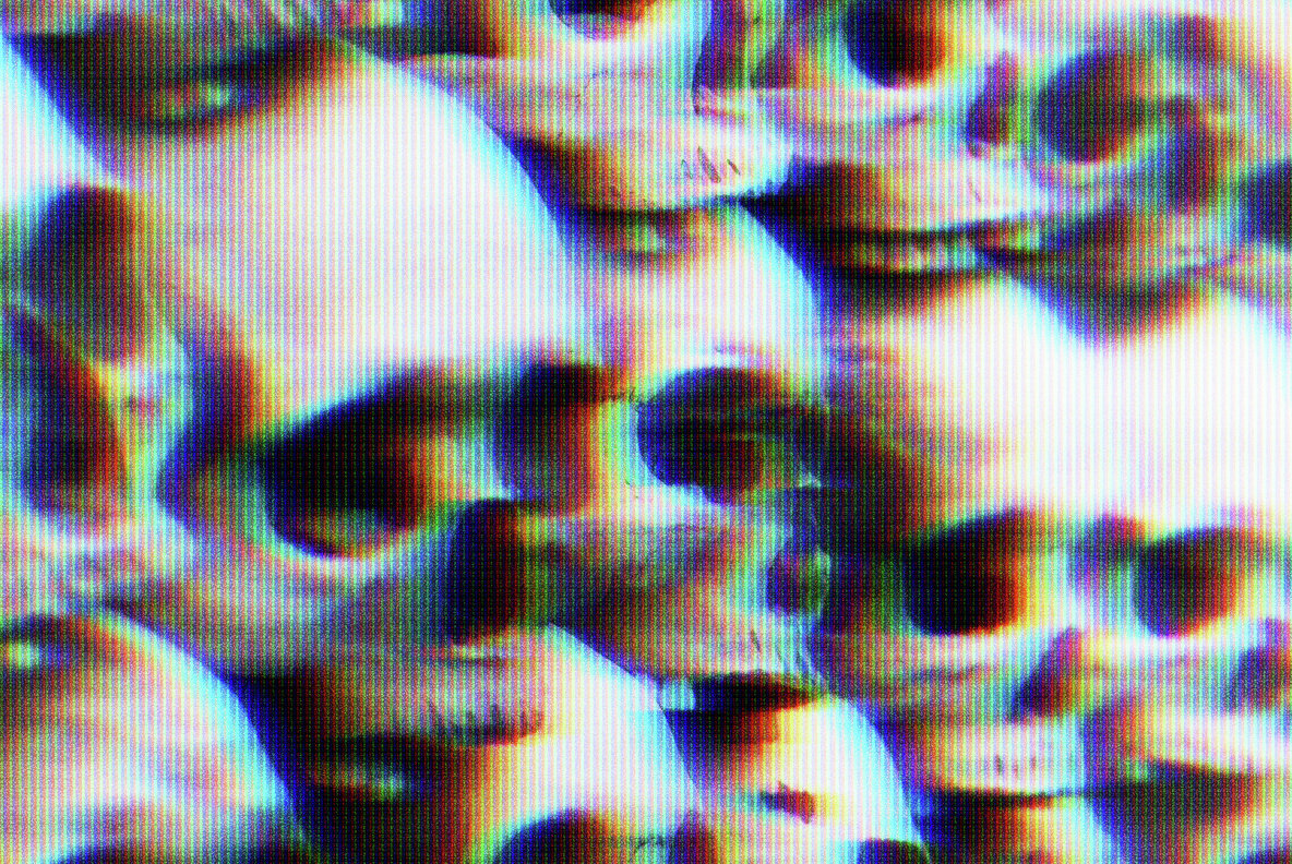 Anaglyph CRT Photo Effect 7