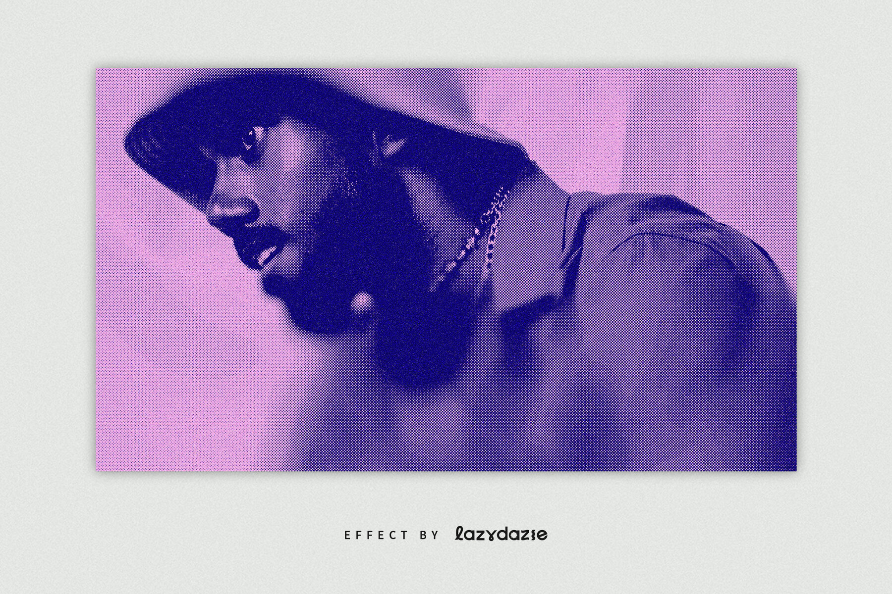 Duotone Halftone Image Effect Mockup 2