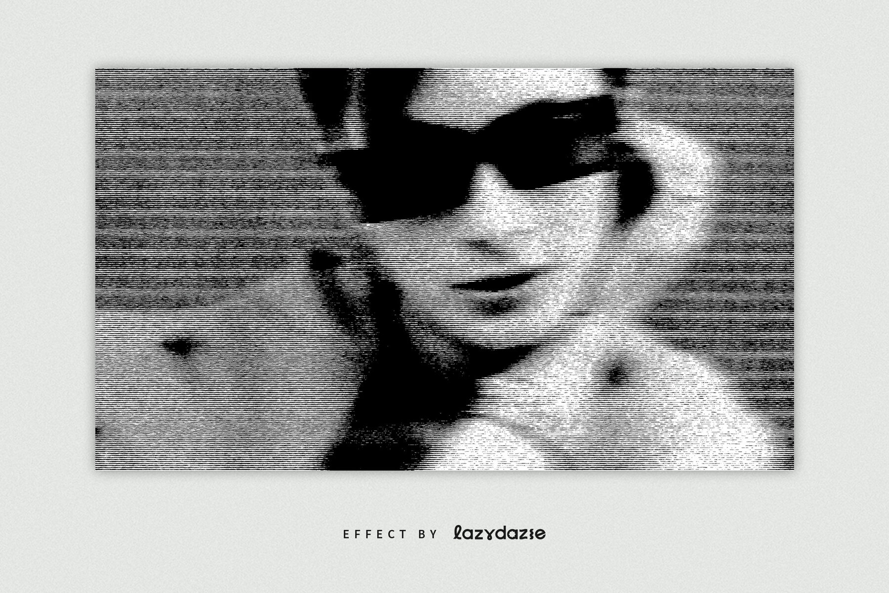 Grunge Halftone Image Effect Mockup 4