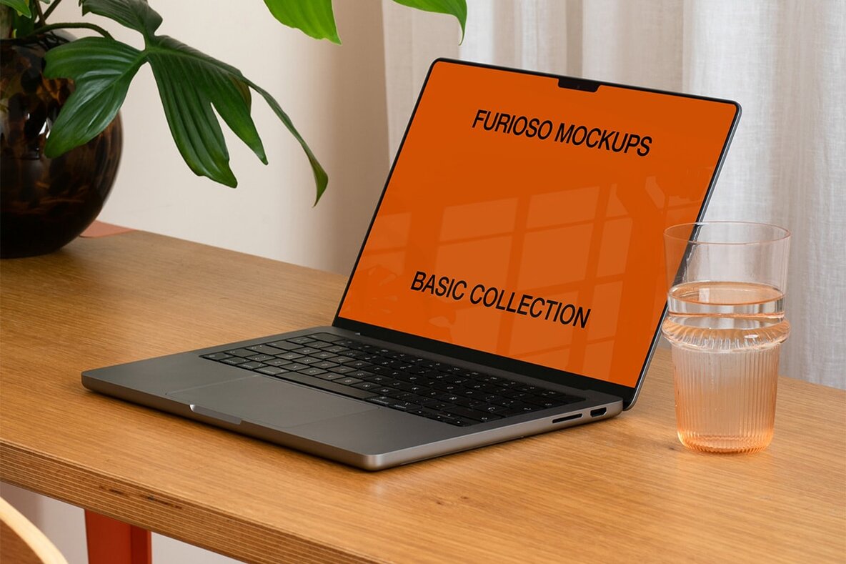 MacBook Mockup 06FM 4