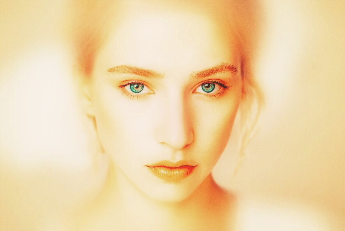 Golden Soft Focus Photo Effect 3