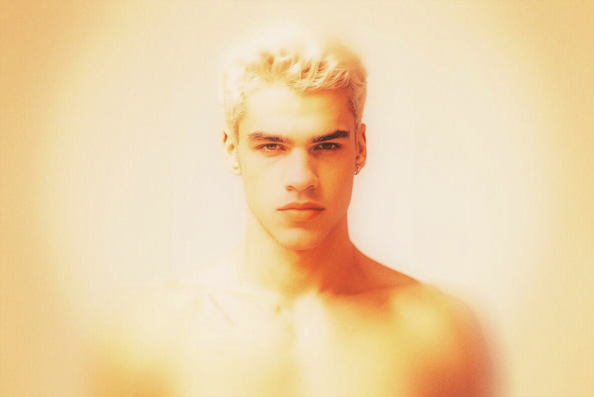 Golden Soft Focus Photo Effect 7