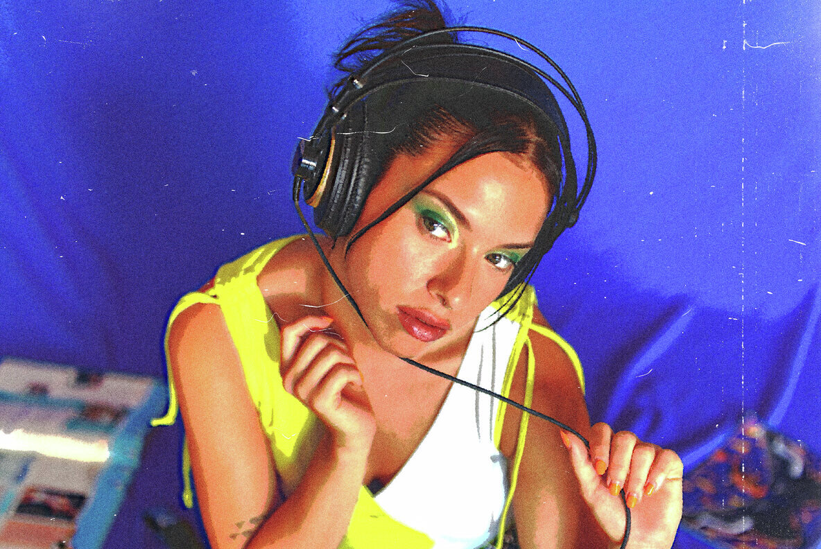 VHS Retro Photo Effect 3