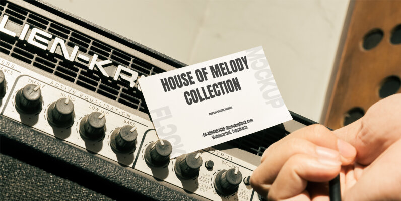 HOM Business Card 14 Mockup