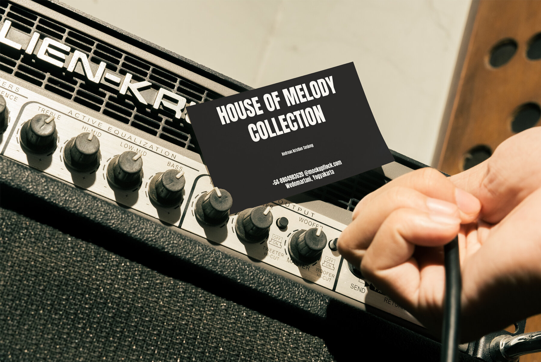 HOM Business Card 14 Mockup 3