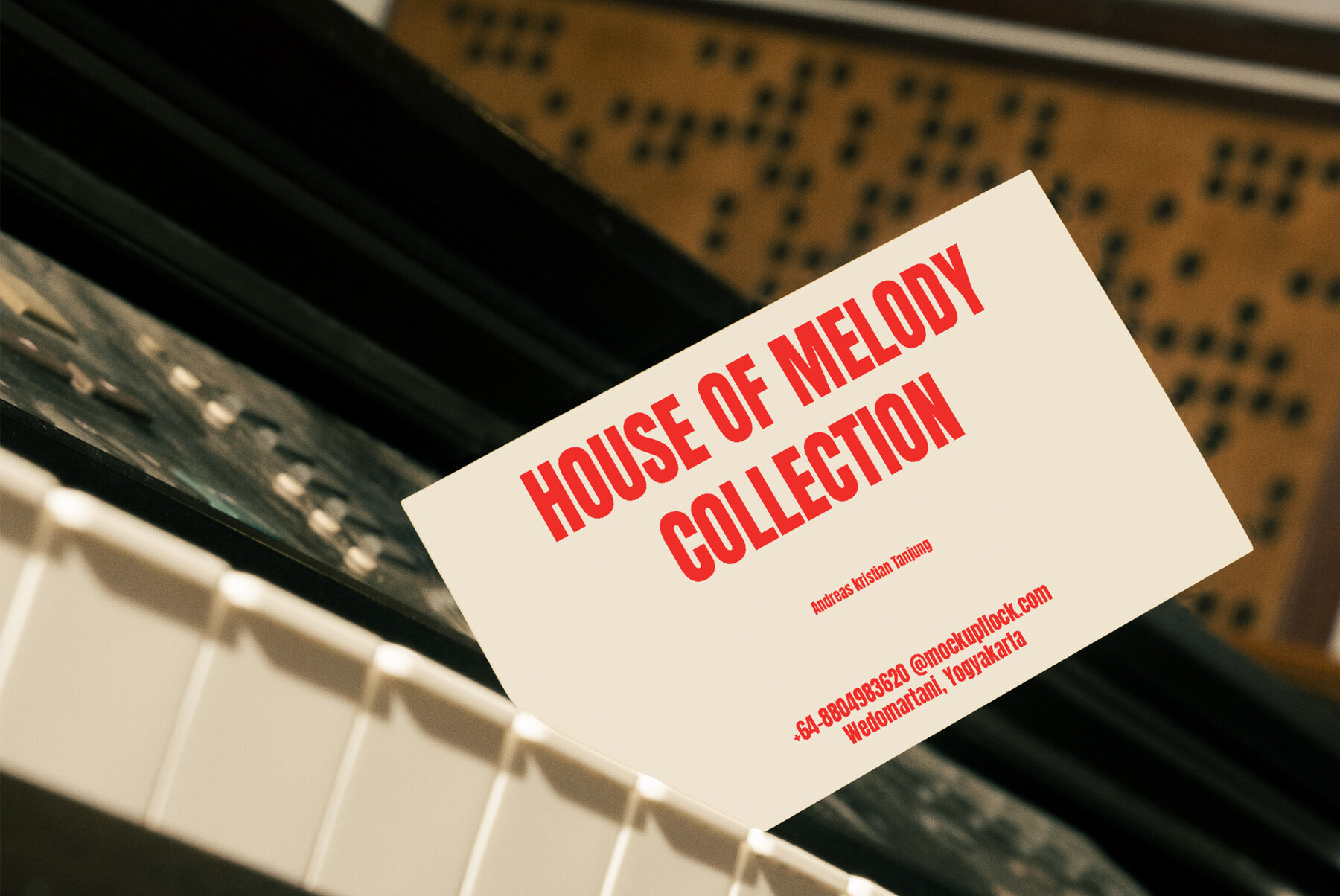 HOM Business Card 10 Mockup 2