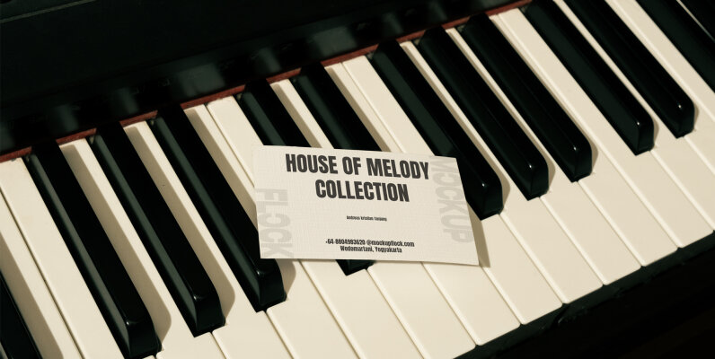 HOM Business Card 09 Mockup